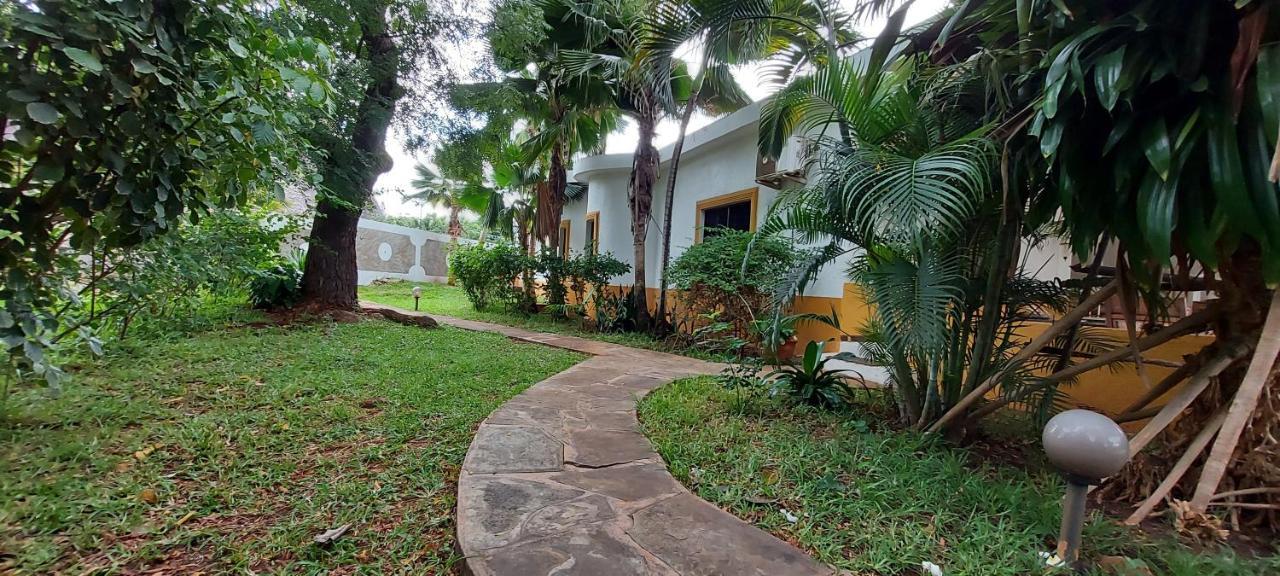Villa Mela, Malindi Exterior photo